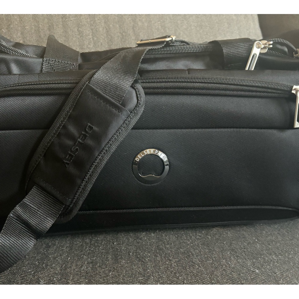 BNWT Delsey Paris Travel Duffel Bag